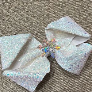 Gently used, DISNEY FROZEN II Cheer Bow ❄️